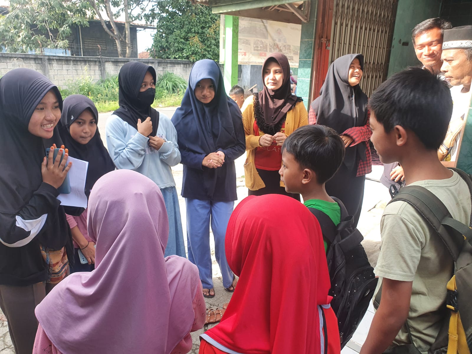 Galeri aktivitas Belajar Bersama Masyarakat ke-2